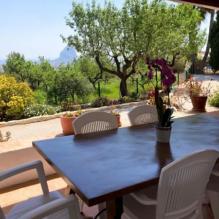 Cucarres Holiday home *