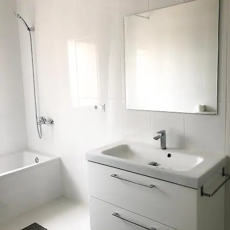 Holiday home Cucarres *